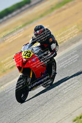 media/May-02-2025-CRA (Fri) [[8ae20d389f]]/Track Photos/Sunrise/